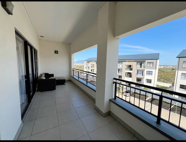 2 BEDROOM APARTMENT TO LET IN SANDOWN